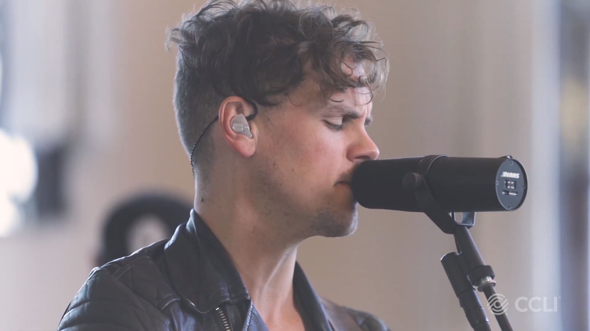 Hallelujah Here Below / Elevation Worship » WorshipFuel by CCLI®