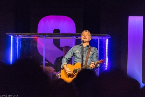 What to Say Between Worship Songs